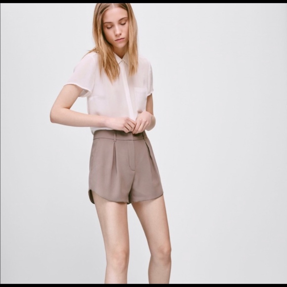 🖤 Aritzia Antoine black dressy shorts